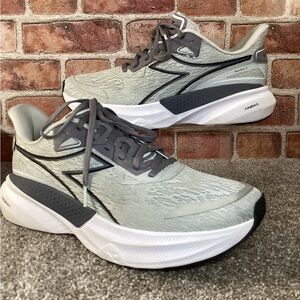 Diadora Nucleo 2 men’s running shoes sneakers size 10.5